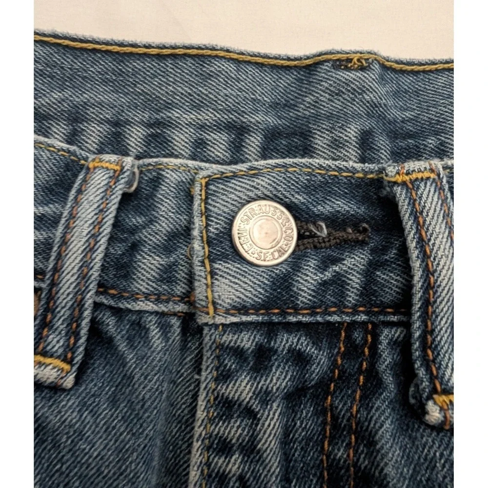 Levi's 505 Regular Fit Jeans Mens 34x32 Medium Wash Blue Denim Classic